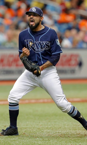 Versatile Romo helps hold off Yanks for 3-2 win